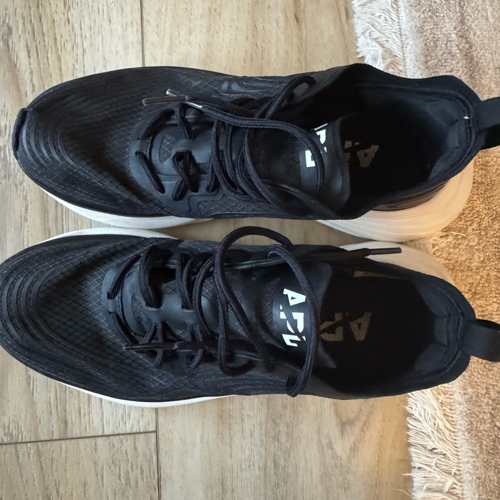 APL Women’s Sneaker - Picture 3 of 6